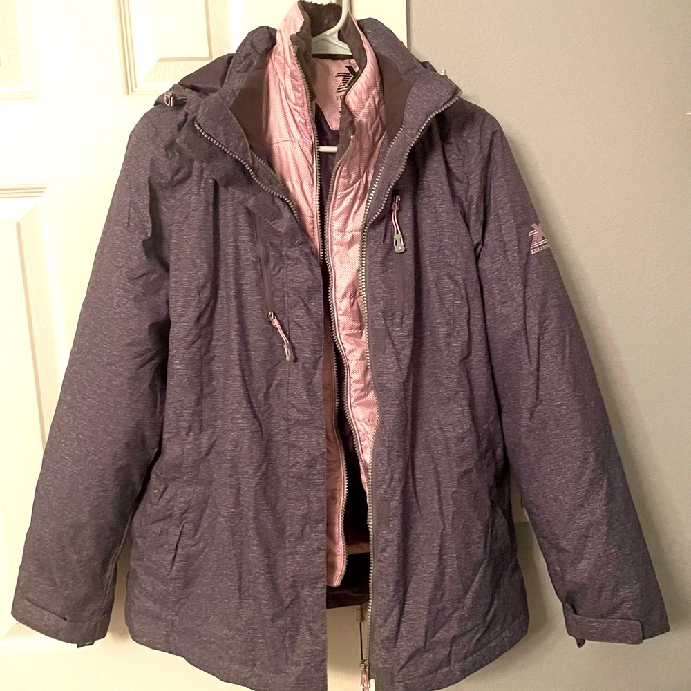 ZeroXposur Women's Two-Tone Puffer Jacket in Purple and Pink